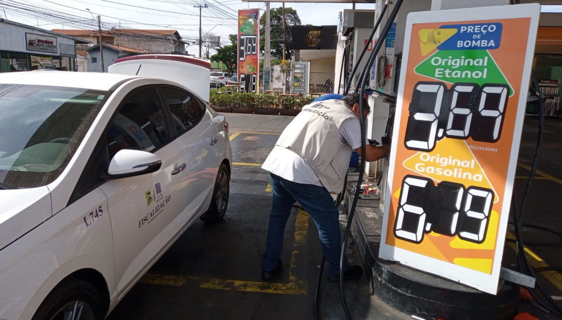 Em Piracicaba, Ipem-SP realiza Operação Olhos de Lince em posto de combustíveis